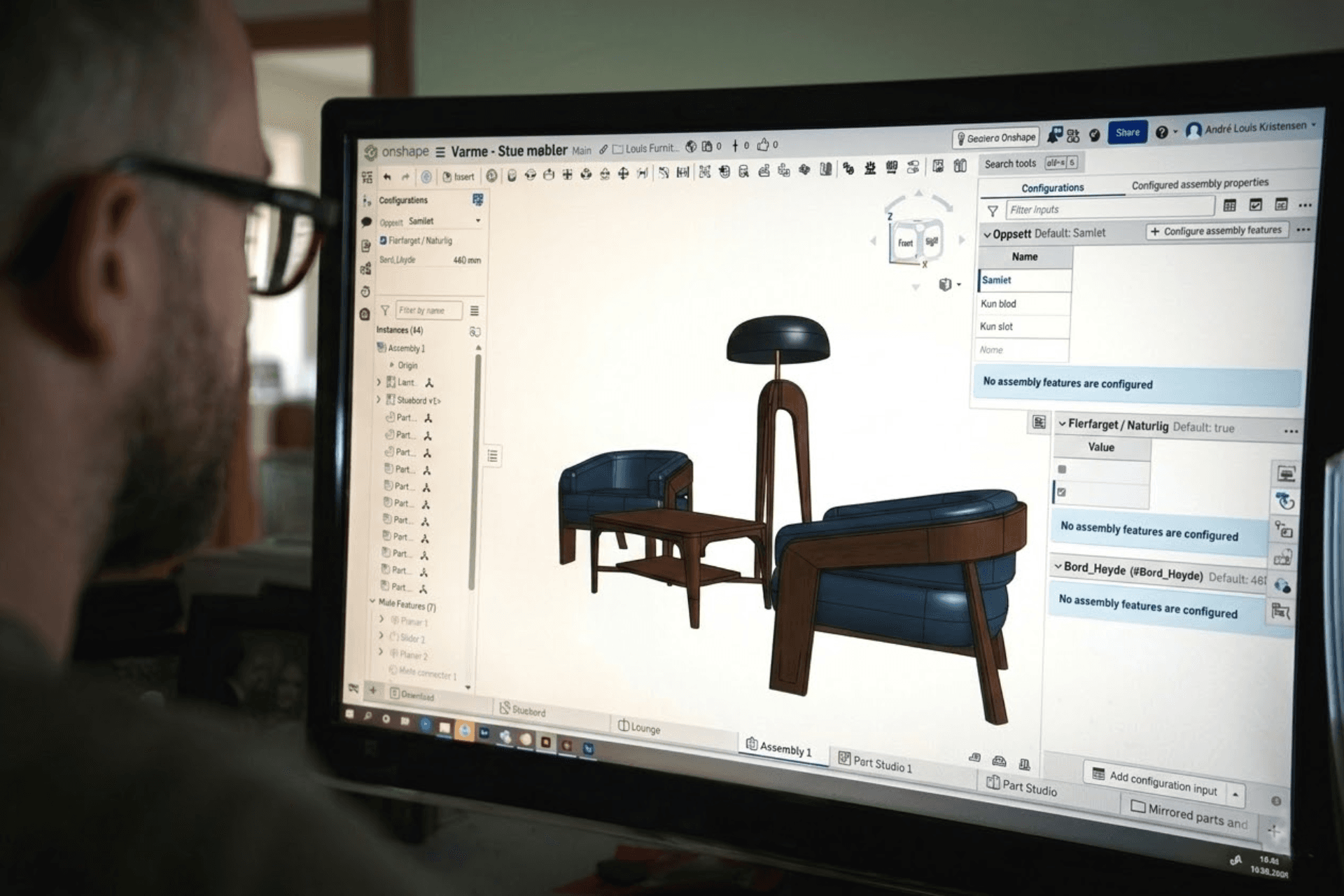 Profesjonell CAD-konsulent som bruker Onshape til avansert 3D-modellering og produktutvikling av møbler.